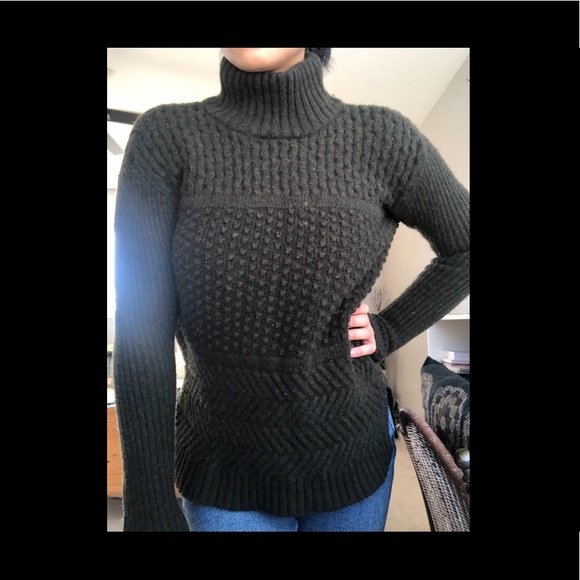 Levi’s Forest Green Wool Turtleneck Sweater - Picture 2 of 7